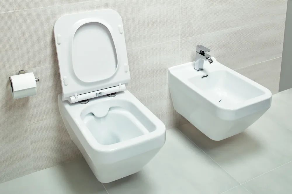 Тоалетна без ръб Crea Clean ON Cersanit
