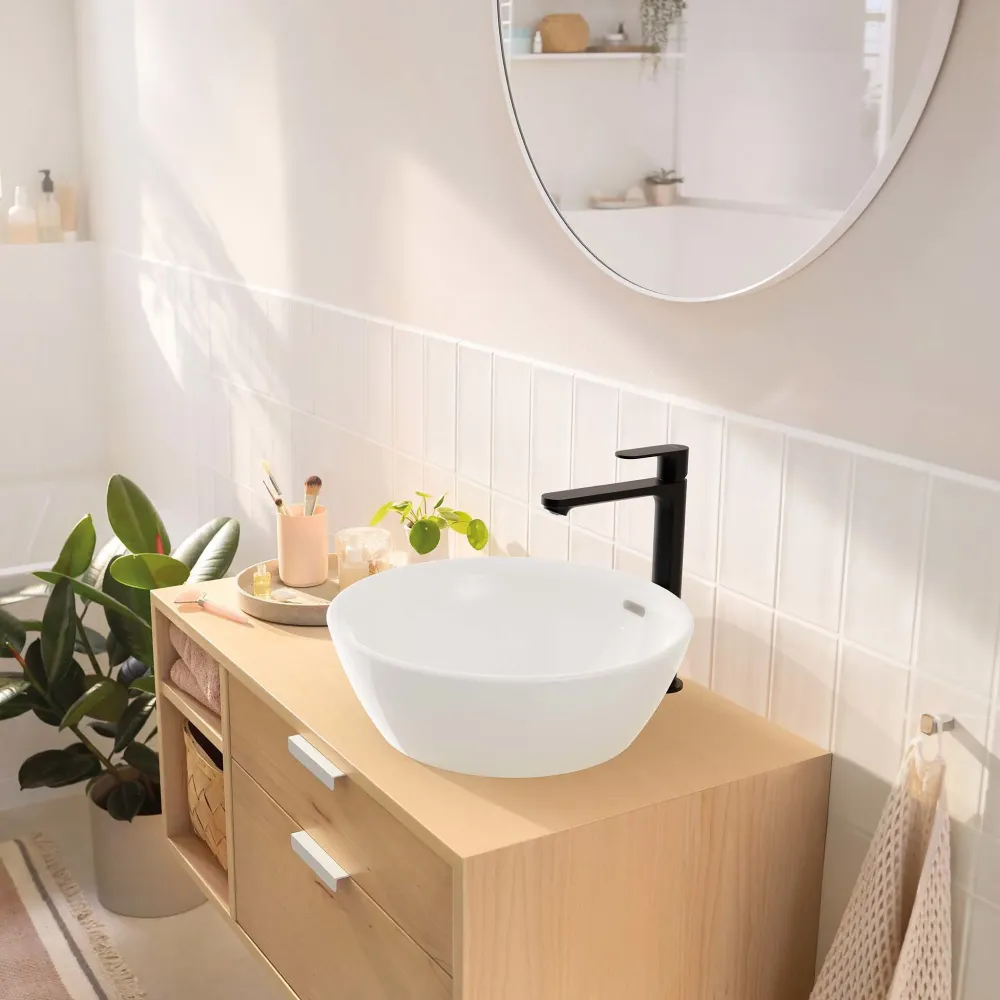 Hansgrohe Rebris S 240 Matt Black за мивка