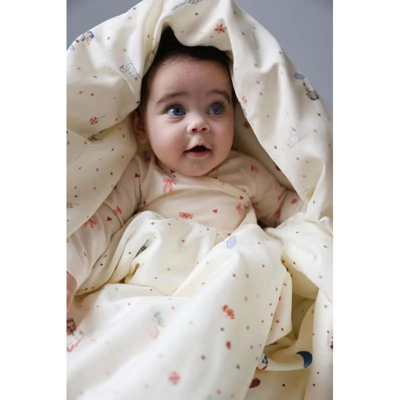 Хипоалергично Премиум Cam Cam Copenhagen Sengetøj - Baby - GOTS - Carousel