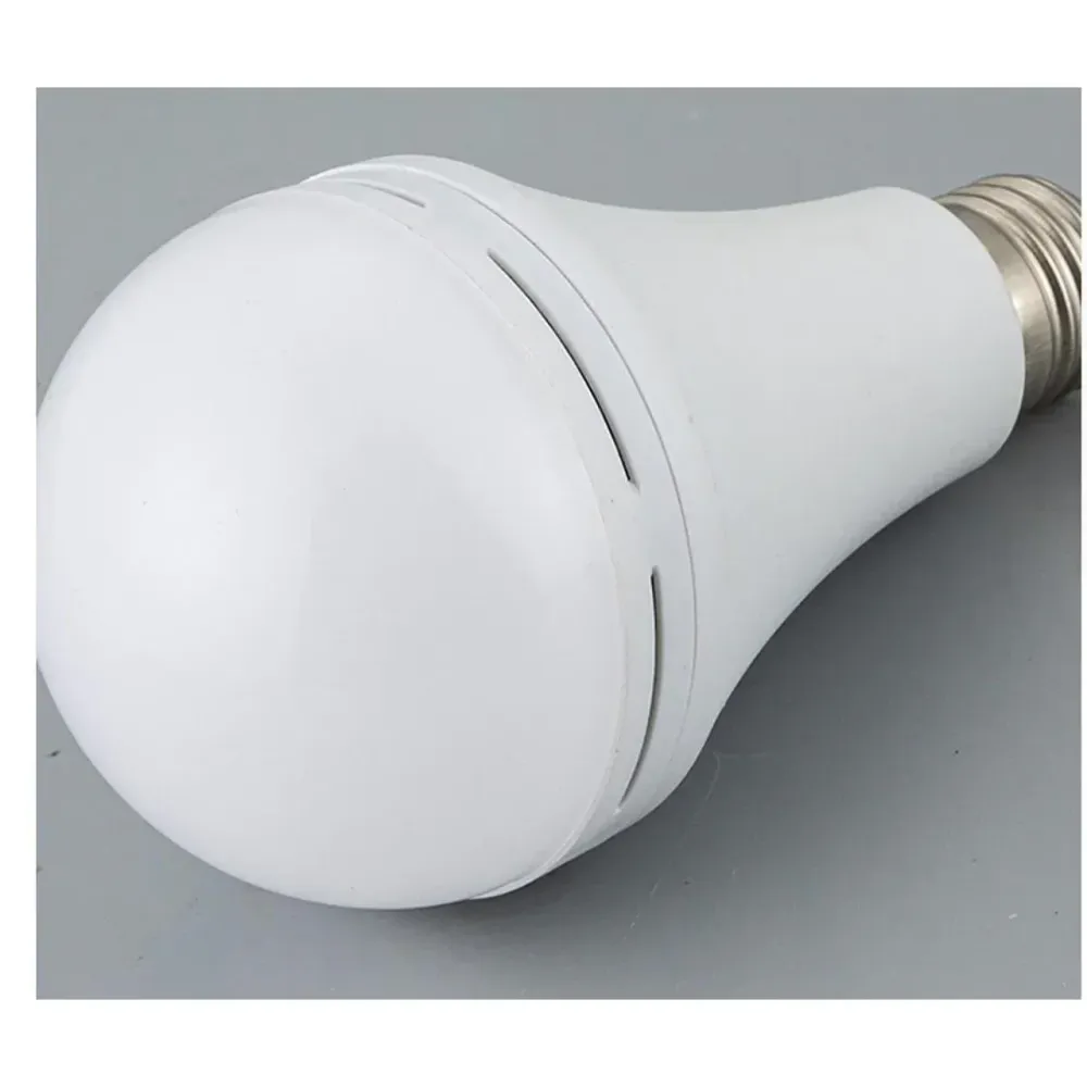 LED крушка за аварийно осветление - 9W