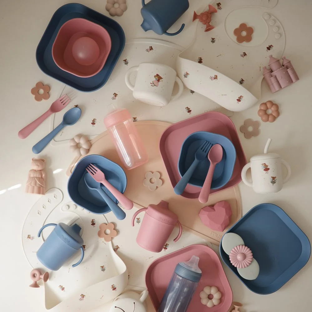 Mushie Силиконова подложка за маса Fairy Mice