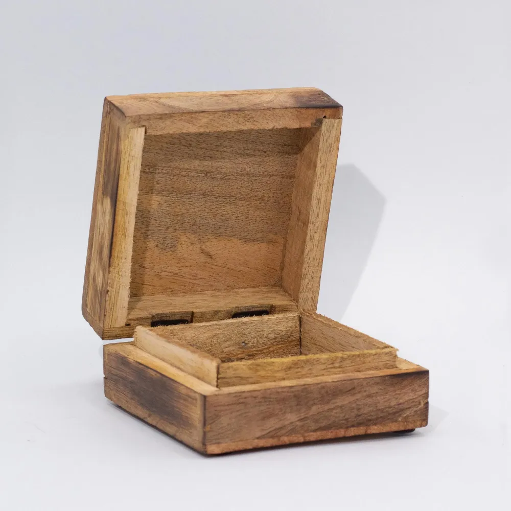 Средна квадратна кутия за съхранение Гъба Тюркоаз 13.5x13.5x6cm