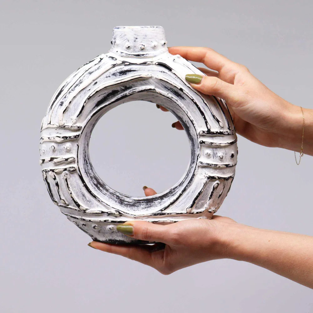 Ваза Донът Кръгла Крем 23 cm