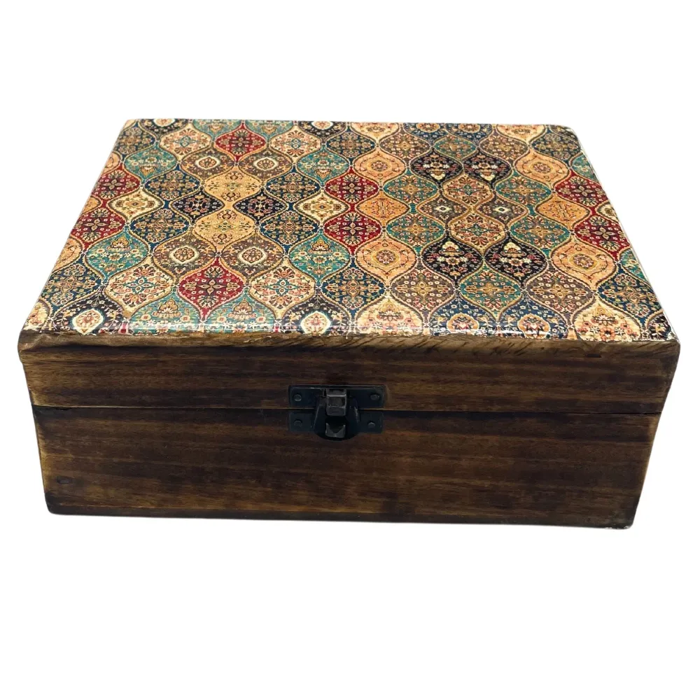 Керамична глазирана кутия от мангово дърво 20x15x7.5cm традиционен мотив
