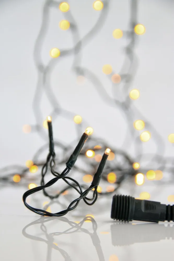 ЛАМПИЧКИ,300 LED,31V АДАПТОР,КОНЕКТОР,ЗЕЛ.КАБЕЛ,WW,ЗАХР.КАБЕЛ 3m, IP44