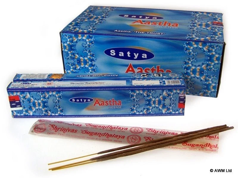 Благовонни пръчици Aastha 15g пакет