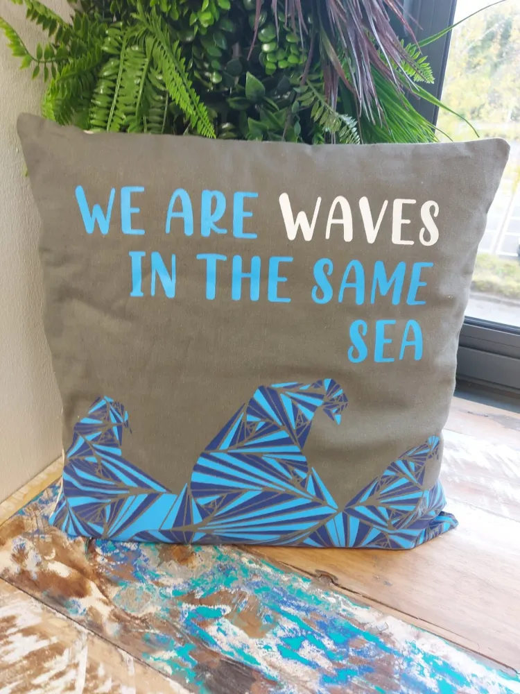 Памучен калъф за възглавница We Are Waves 45x45 cm
