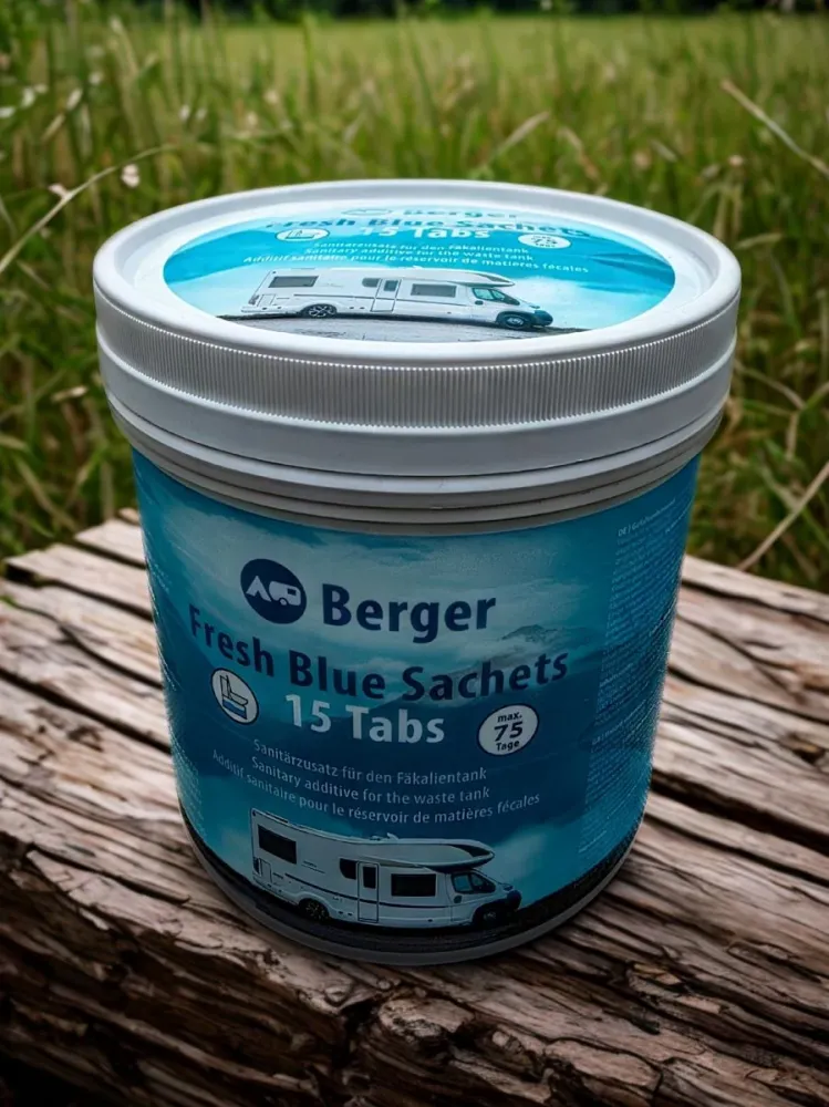 Препарат за химическа тоалетна за кемпери Berger Fresh Blue 15 сашета