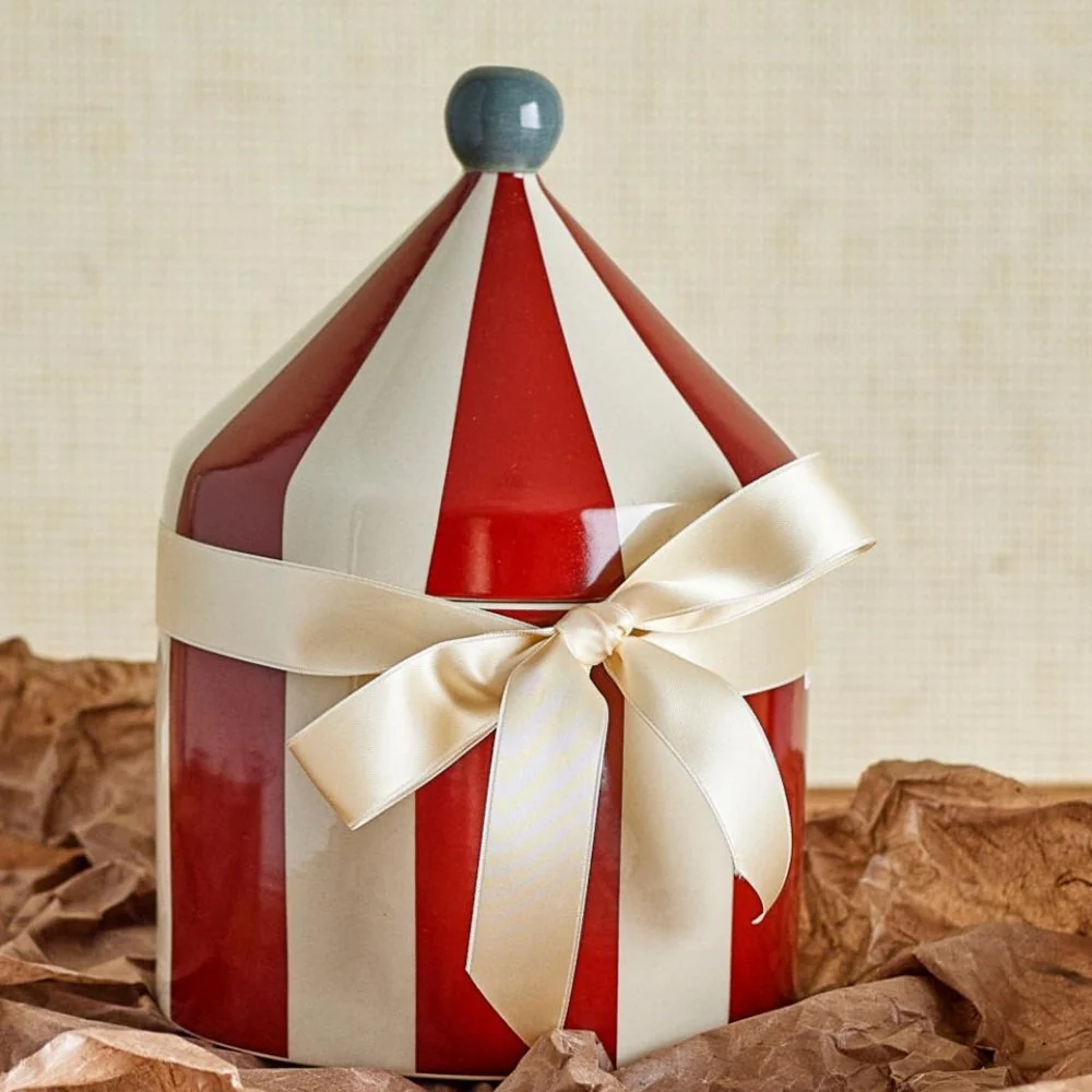 Bloomingville буркан за съхранение от фаянс Cimmi Red
