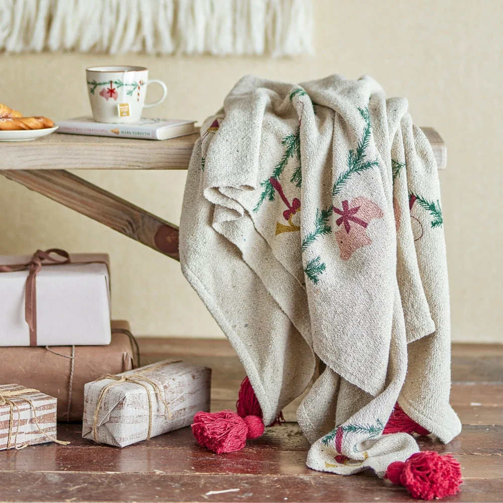 Bloomingville Коледно одеяло с пискюл Yule Nature