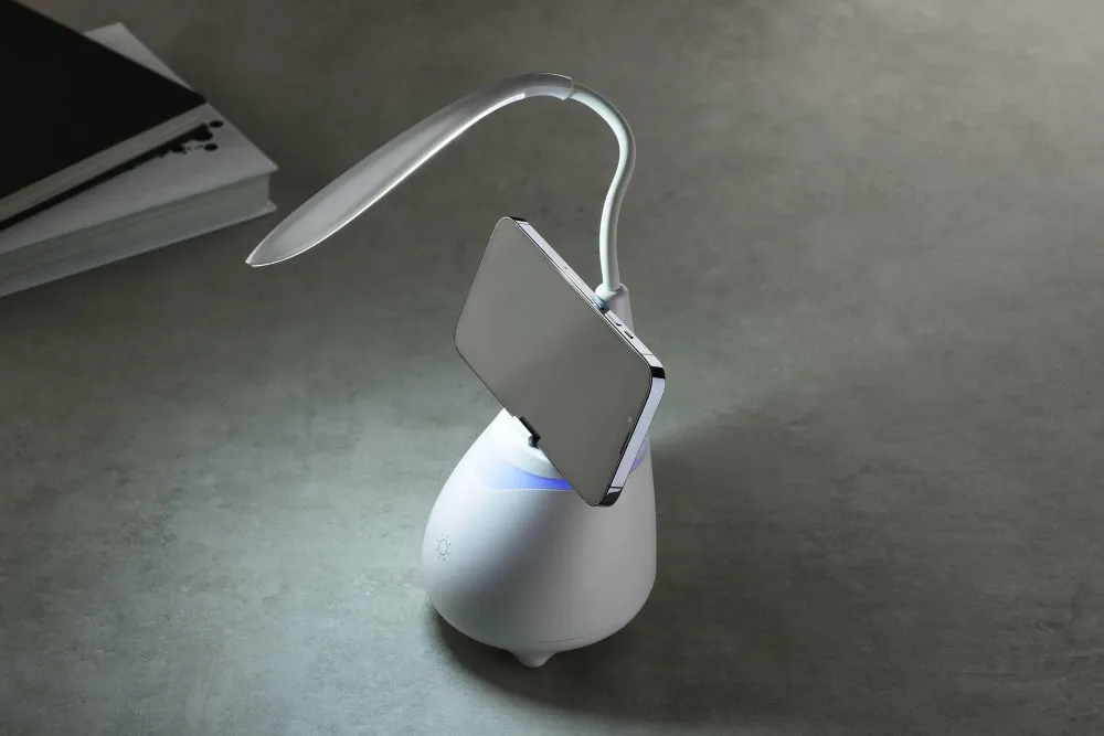 Настолна лампа с bluetooth колонка Desk Light