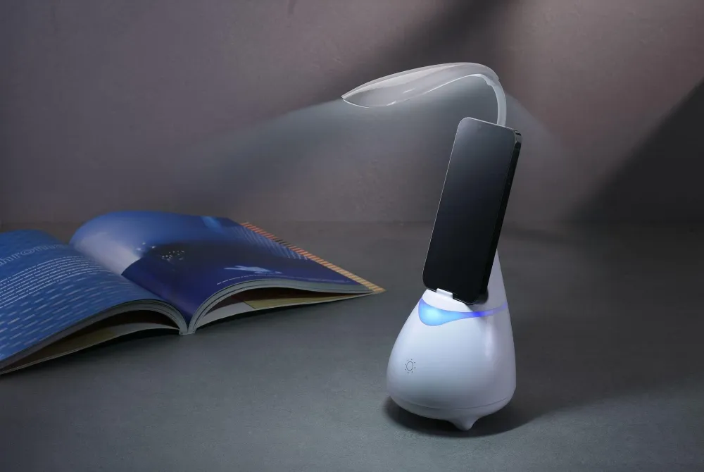 Настолна лампа с bluetooth колонка Desk Light