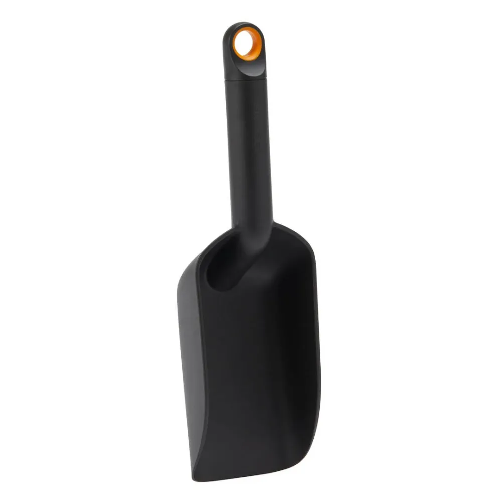 Дълбока лопатка за почва Fiskars Urban, 29 см