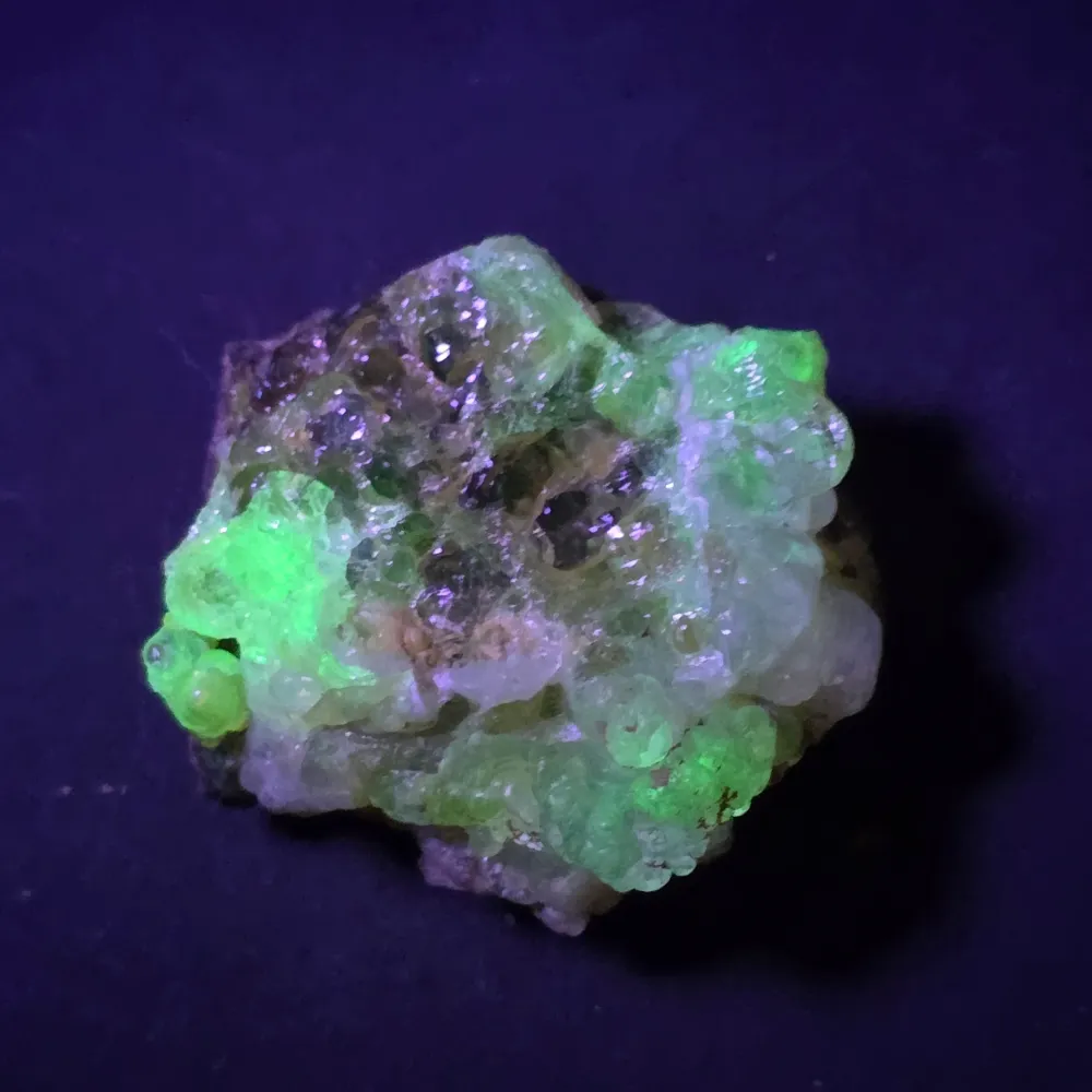 Хиалит опал (Hyalite Opal) от Мексико – естествен минерален образец | Модел 2