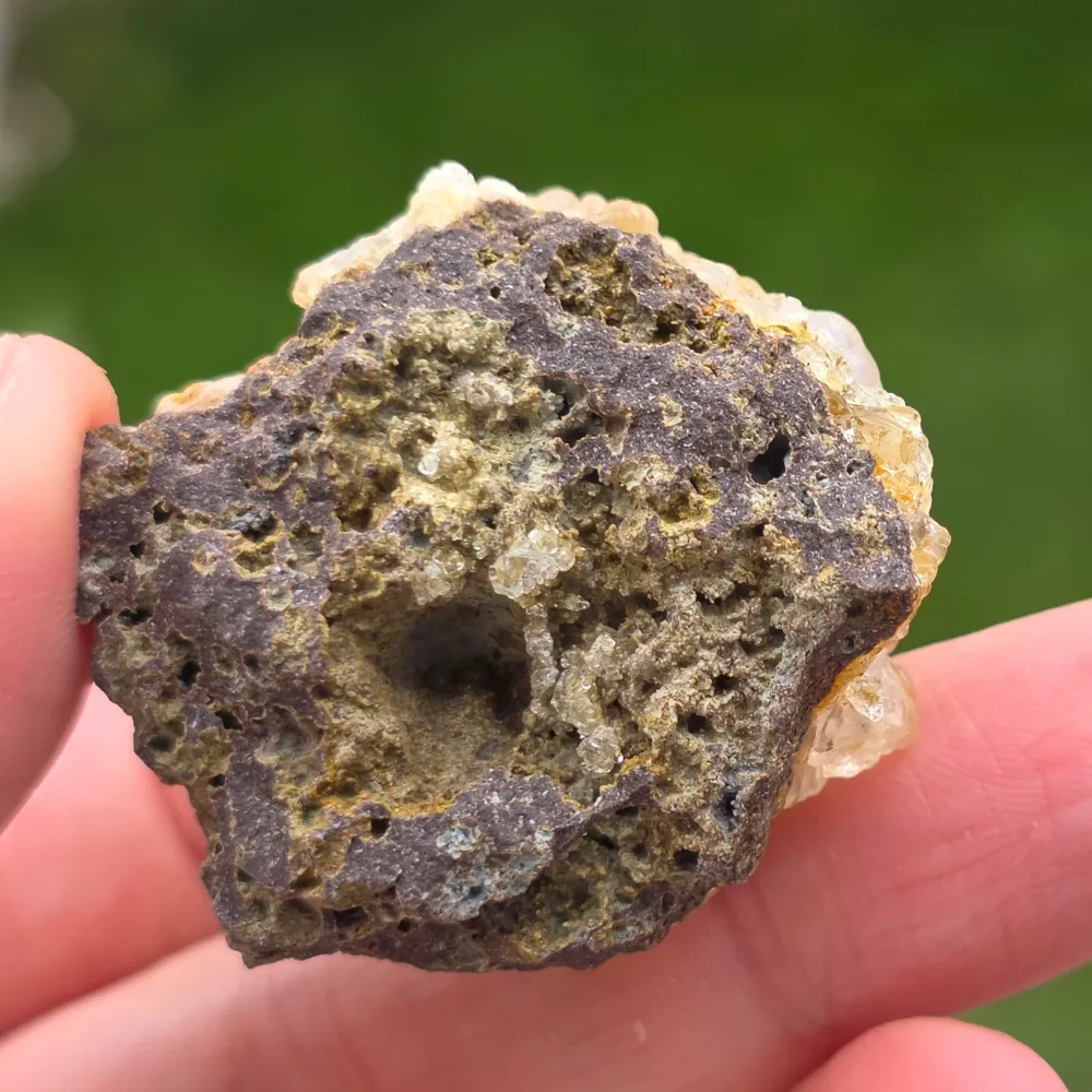 Хиалит опал (Hyalite Opal) от Мексико – естествен минерален образец | Модел 2