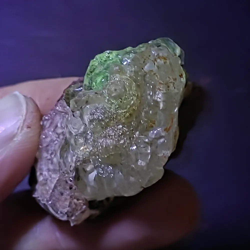 Хиалит опал (Hyalite Opal) от Мексико – естествен минерален образец | Модел 12