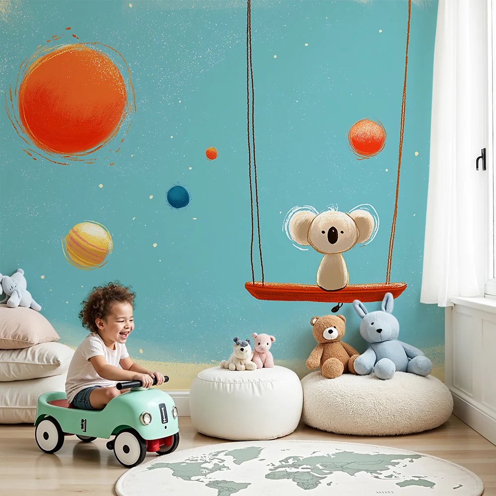 Kinderzimmer Tapete | Koala auf einer Schaukel einer bunten Weltraumumgebung