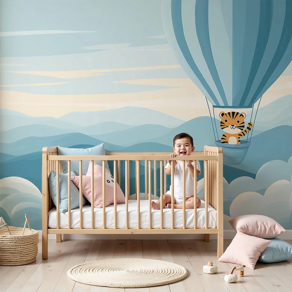 Kinderzimmer Tapete | Tiger einem Heißluftballon über Bergen und Wolken