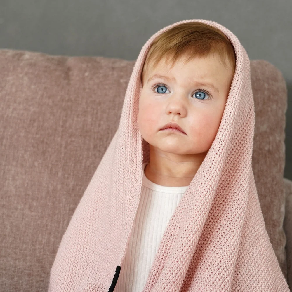 LullaLove бебешко одеяло от мериносова вълна прахово розово