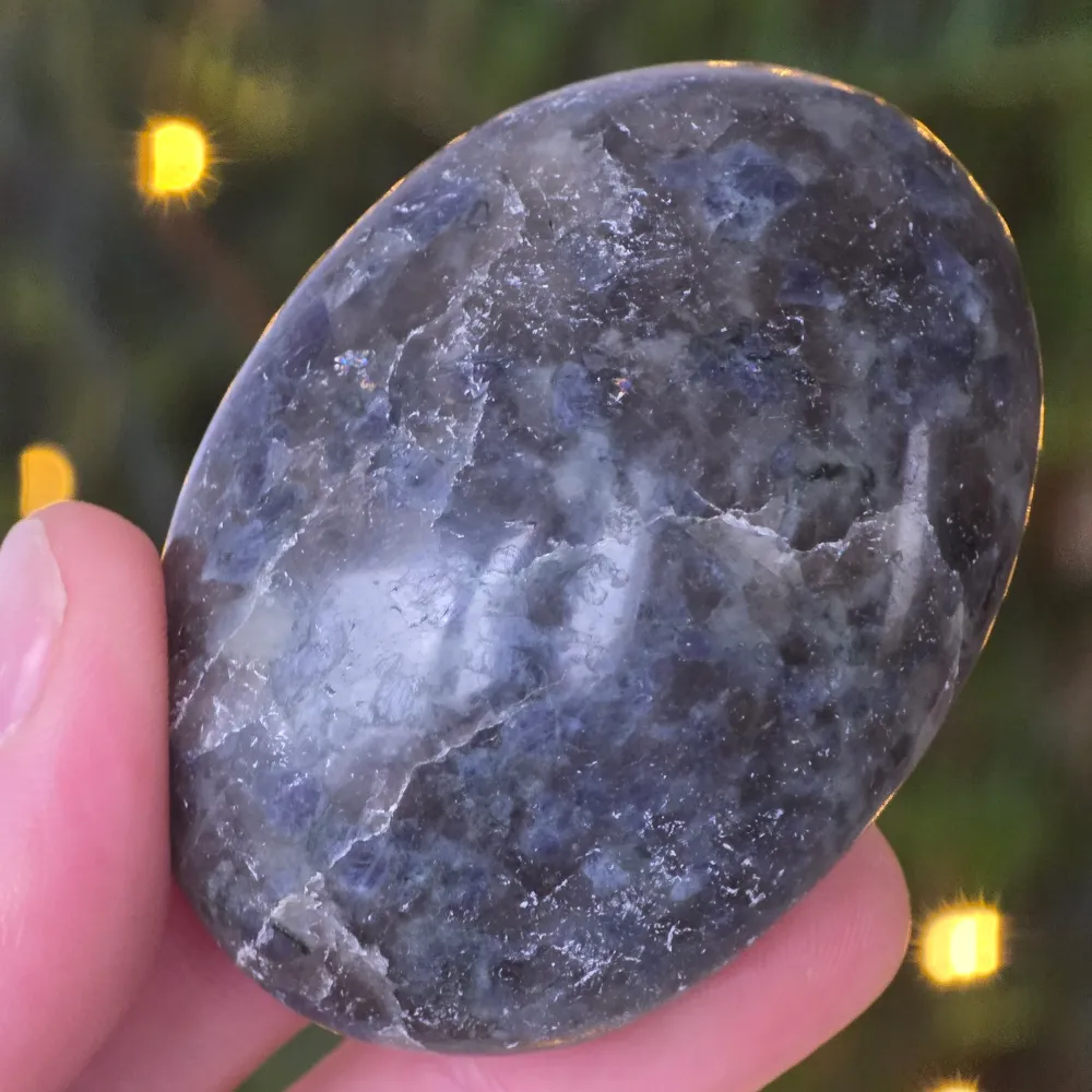Palmstone Iolite (воден сапфир) от Мадагаскар модел 2