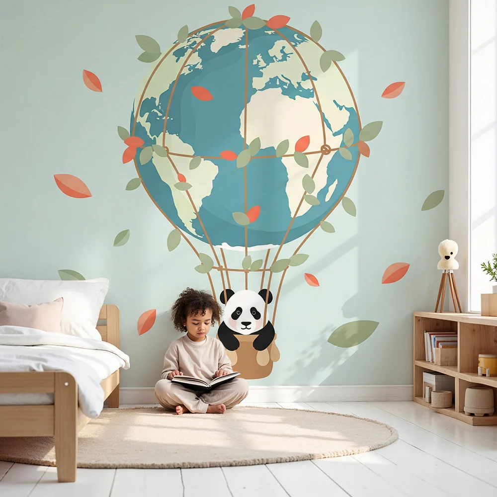 Papel de parede crianç | Bonito panda em um balão dirigível acima do mundo