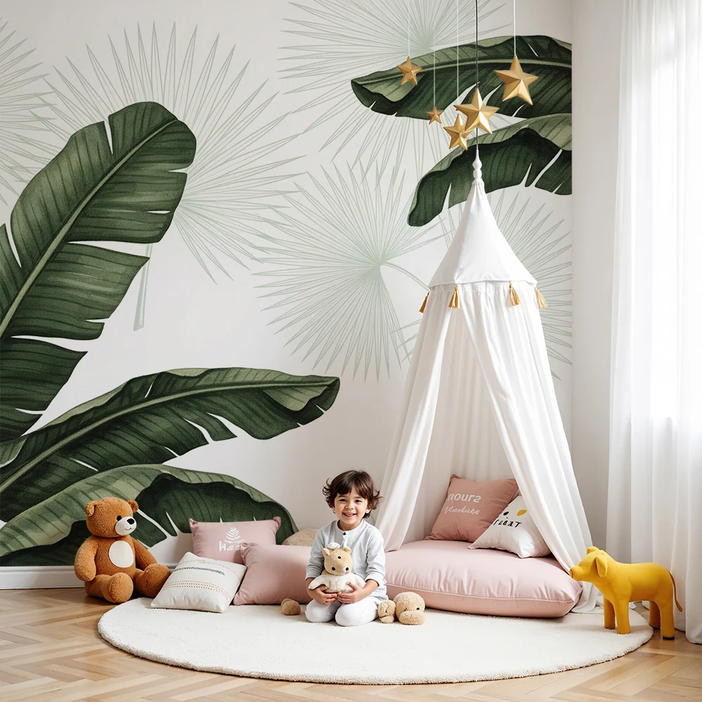 Papel de parede crianç | Folhas tropicais luxuriantes em fundo claro