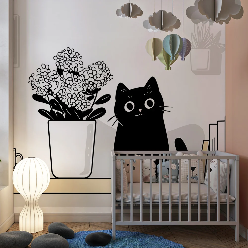 Papel de parede crianç | Gato preto travesso e flores delicadas