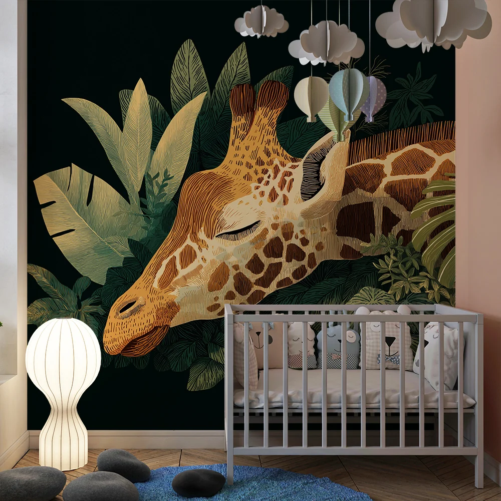Papel de parede crianç | Girafa pacífica cercada por folhagem luxuriante
