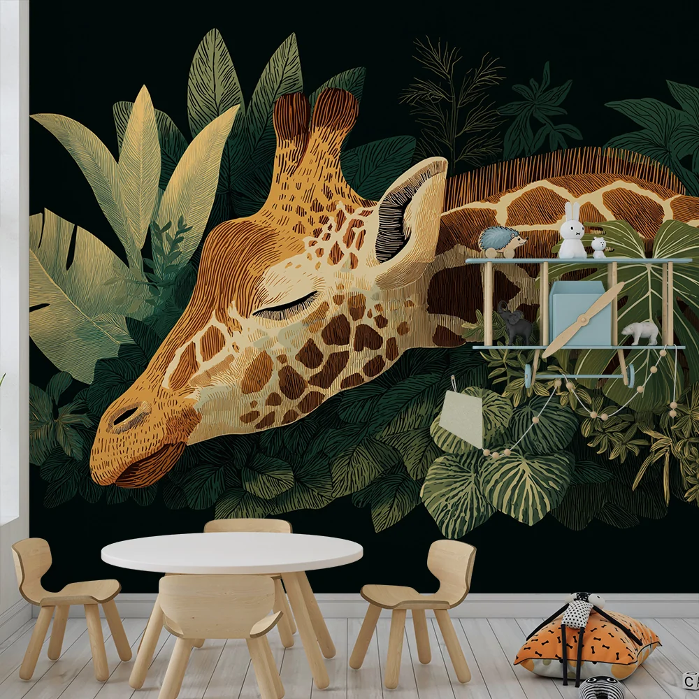 Papel de parede crianç | Girafa pacífica cercada por folhagem luxuriante
