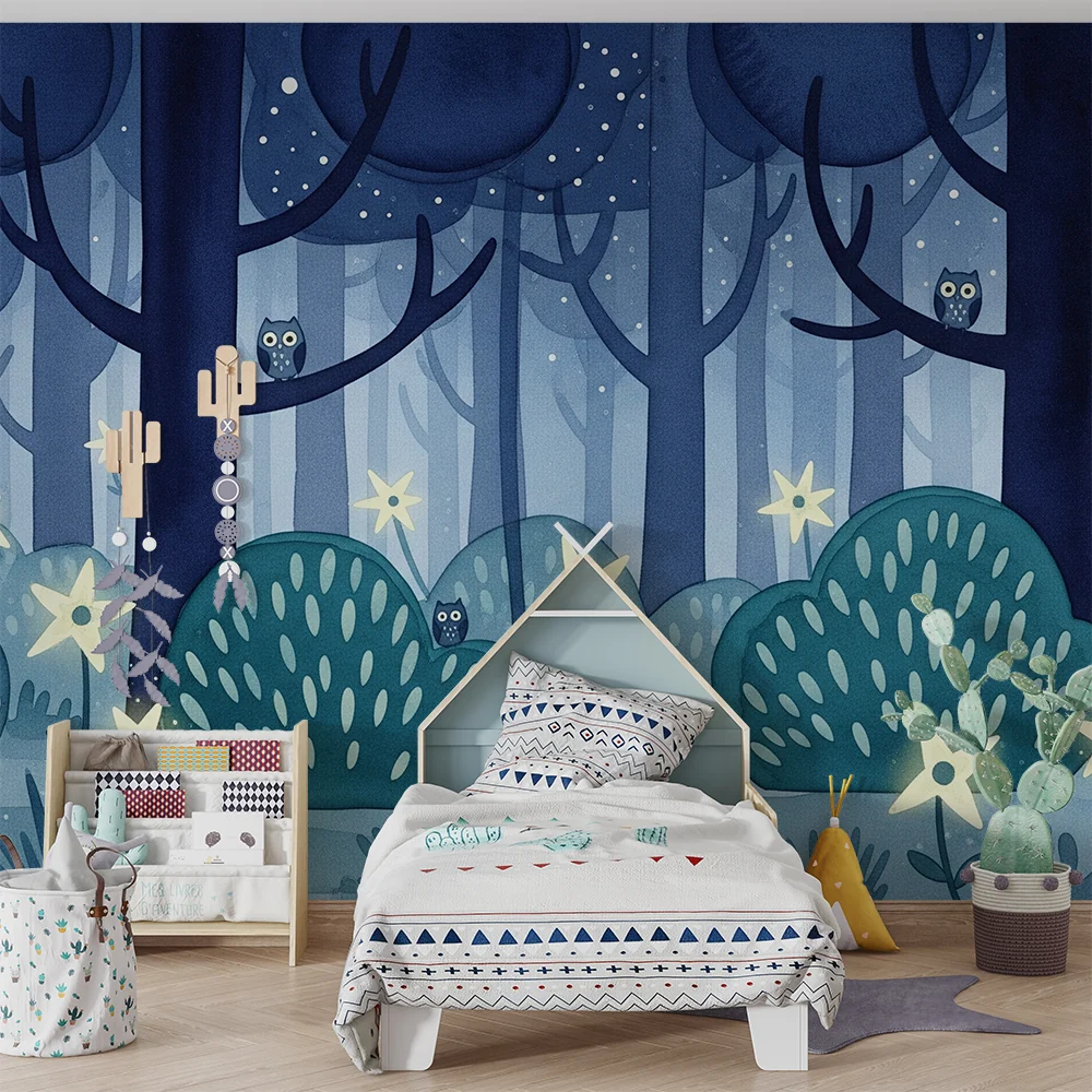 Papel de parede crianç | Noite na floresta com corujas e estrelas cintilantes