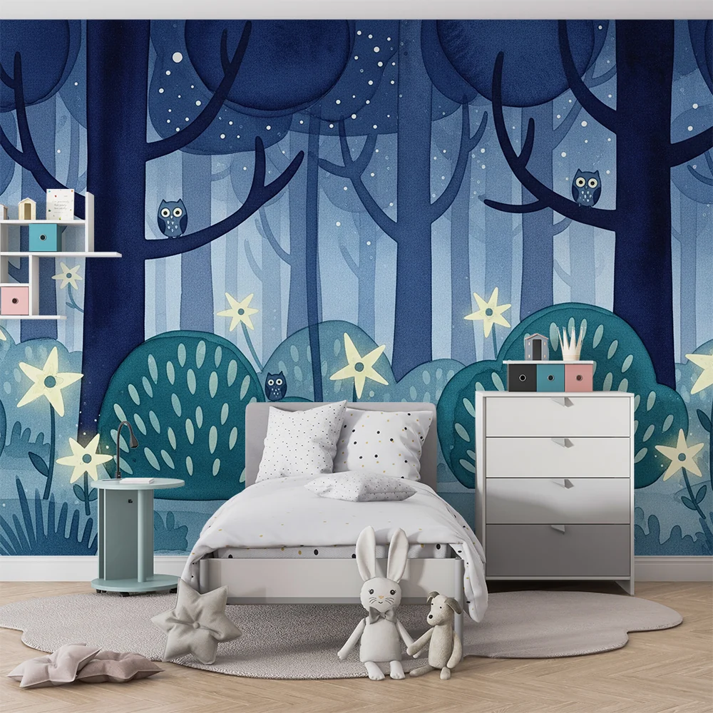 Papel de parede crianç | Noite na floresta com corujas e estrelas cintilantes