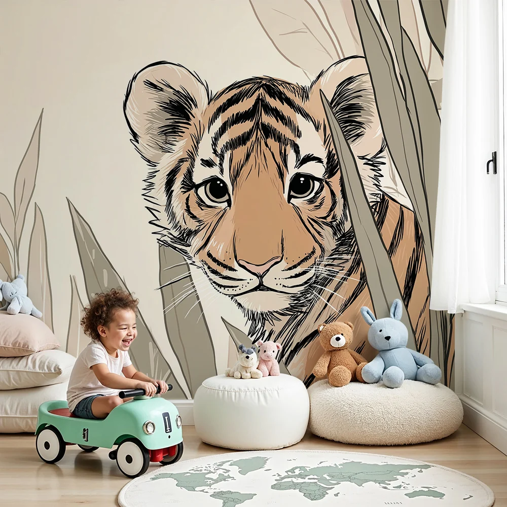 Papel de parede crianç | Pequeno tigre curioso no meio das folhagens