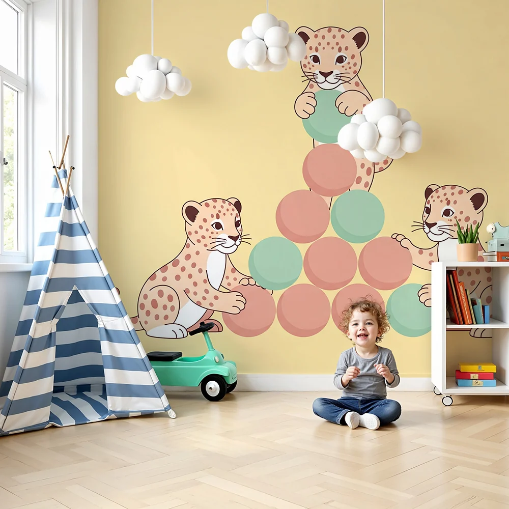 Papel de parede crianç | Pequenos leopardos brincar com bolas coloridas