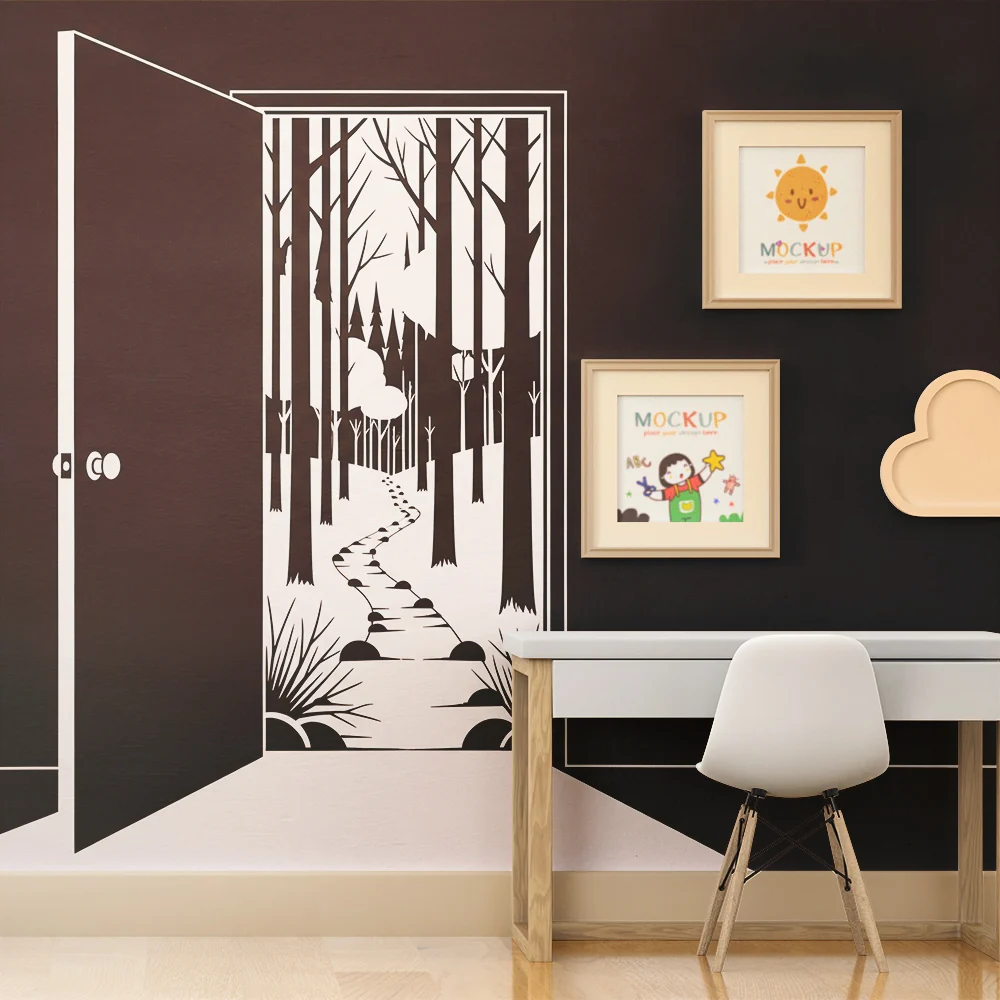 Papel de parede crianç | Porta aberta para um caminho florestal em preto e branco