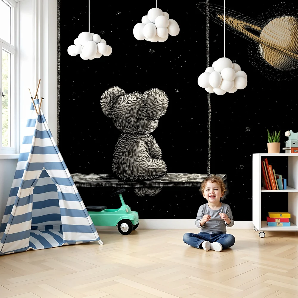 Papel de parede crianç | Urso sonhador sob as estrelas com Saturno ao fundo