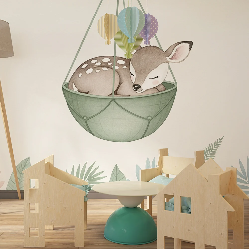 Papel de parede quarto bebê | Спяща сърна в окачена кошница