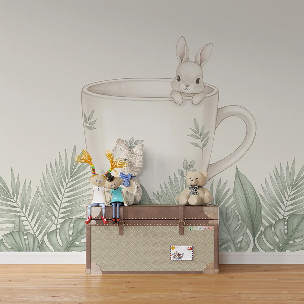 Papel de parede quarto bebê | Симпатичен заек в чаша с тропическо листо