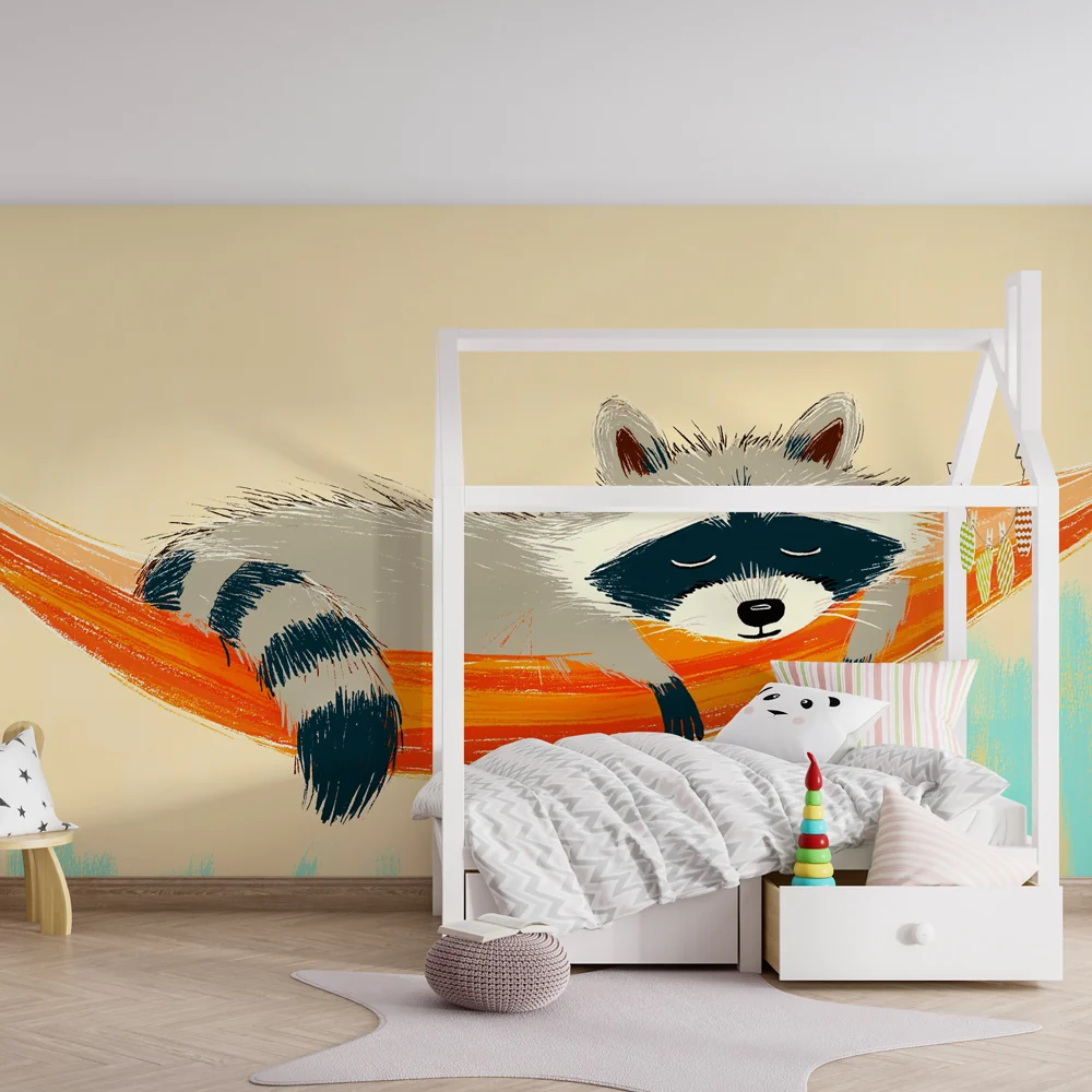 Papel de parede quarto bebê | Енот почива в хамак