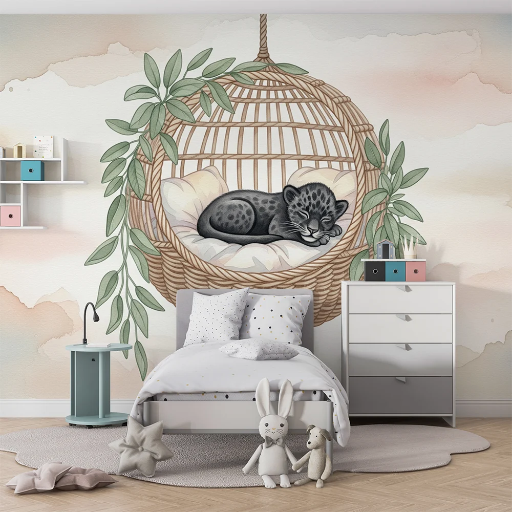 Papel de parede quarto bebê | Pequena leopardo dormindo em sua cesta em fundo pastel